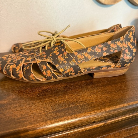 Latigo Floral Jingle Brown Lace-Up Leather Women's Shoes Size 8 - Picture 15 of 16